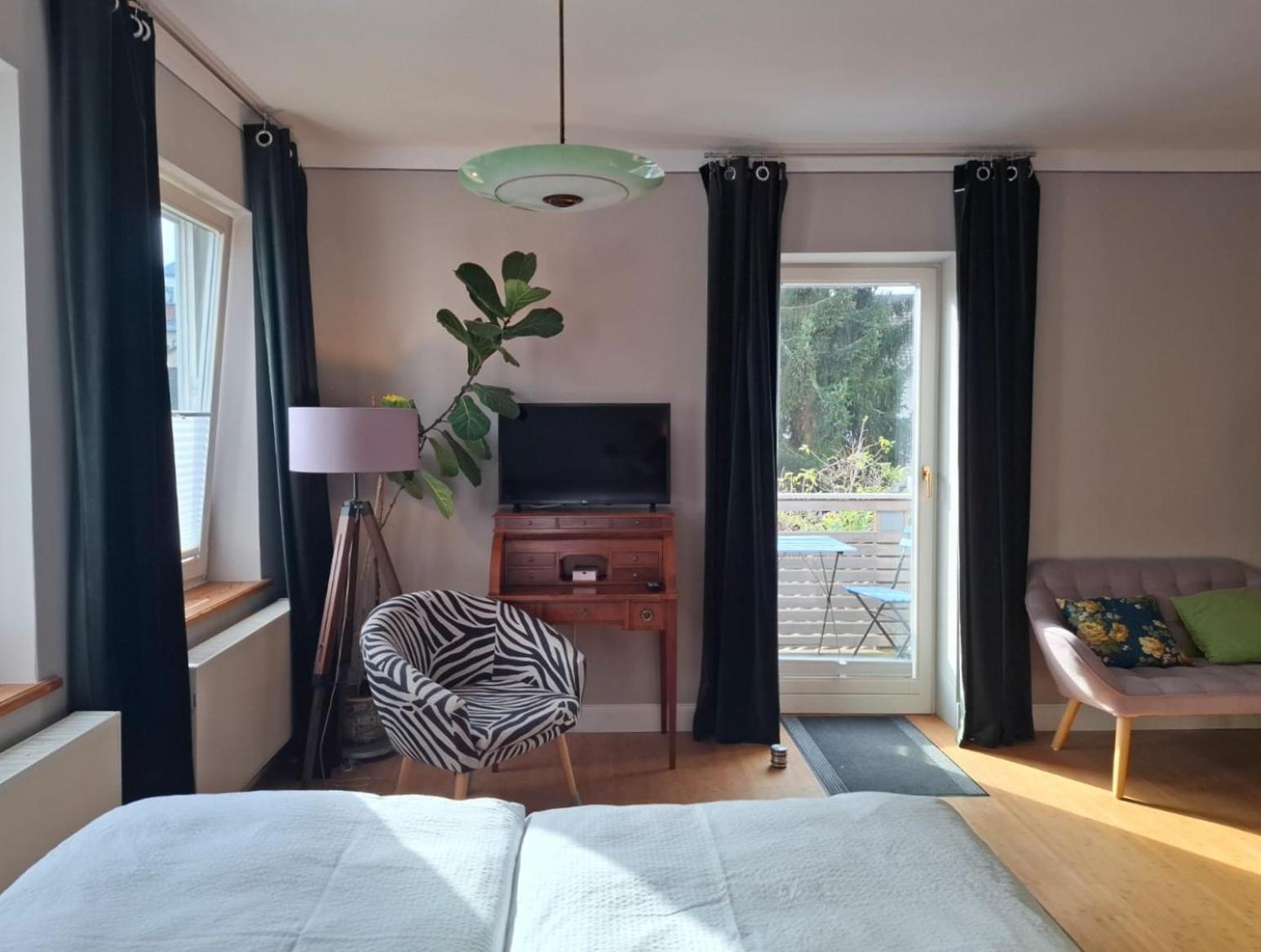 Apartment Leopold mit Balkon Coburg Buitenkant foto